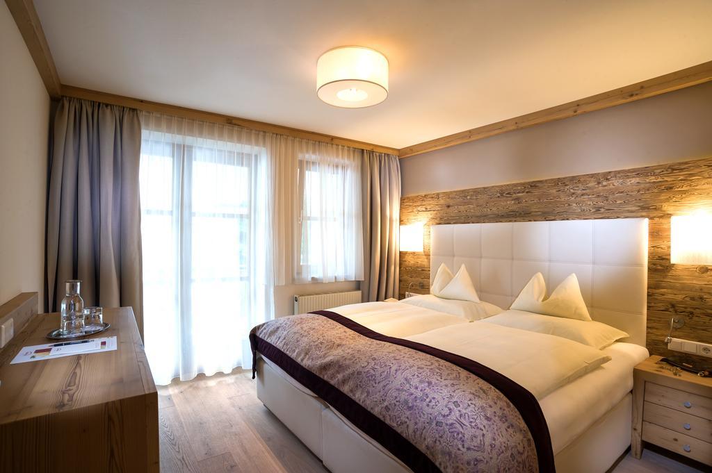 Bismarck Hotel